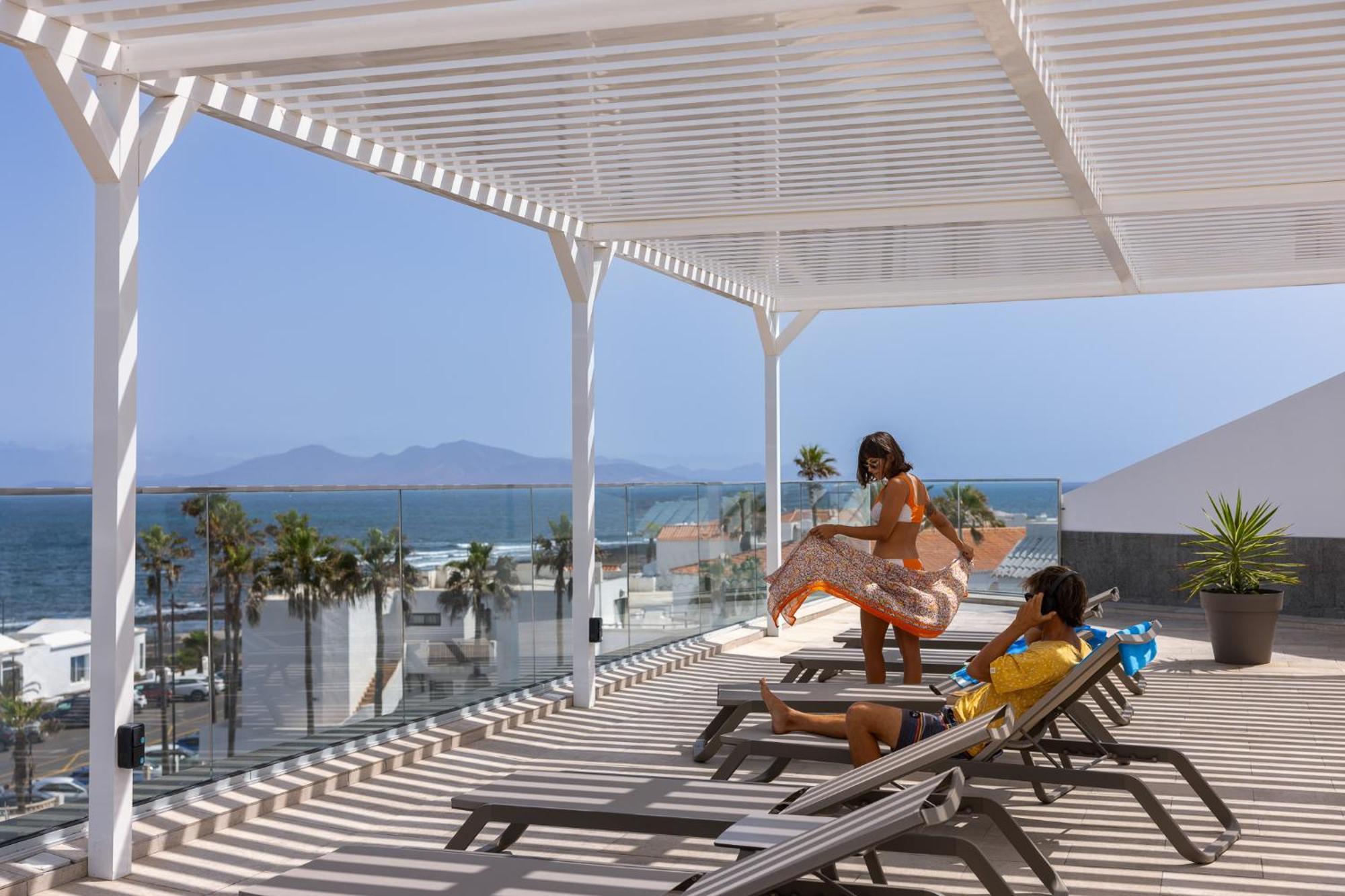 Corralejo Surfing Colors Hotel&Apartments Exterior photo
