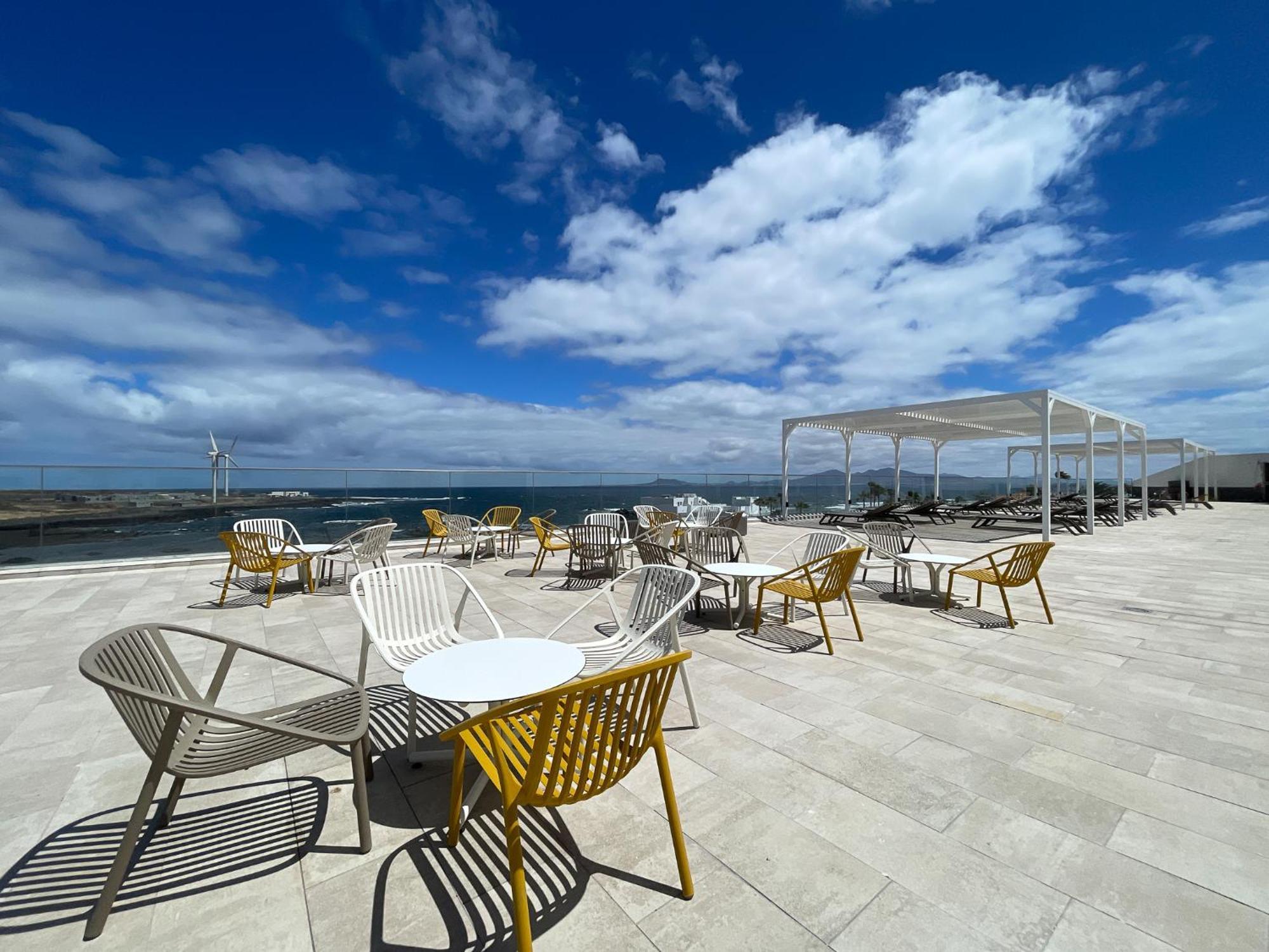 Corralejo Surfing Colors Hotel&Apartments Exterior photo
