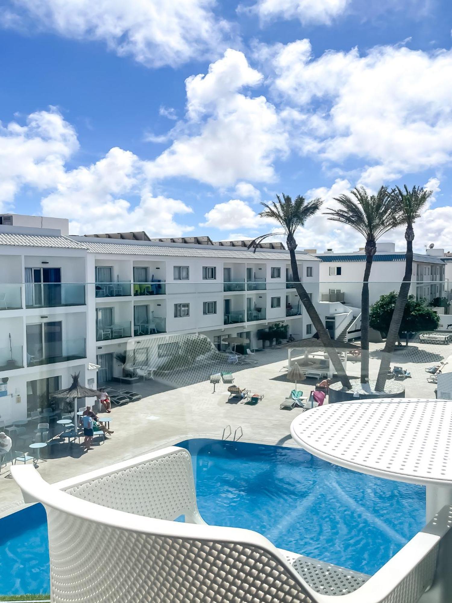 Corralejo Surfing Colors Hotel&Apartments Exterior photo