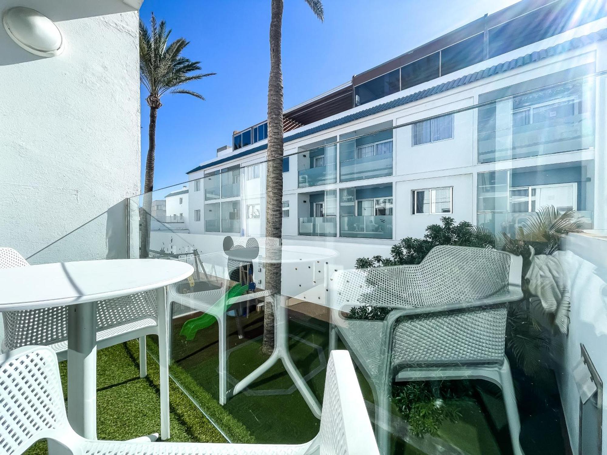 Corralejo Surfing Colors Hotel&Apartments Exterior photo